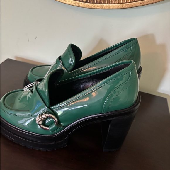 Gianni Bini Green Women's Loafers - Picture 5 of 7